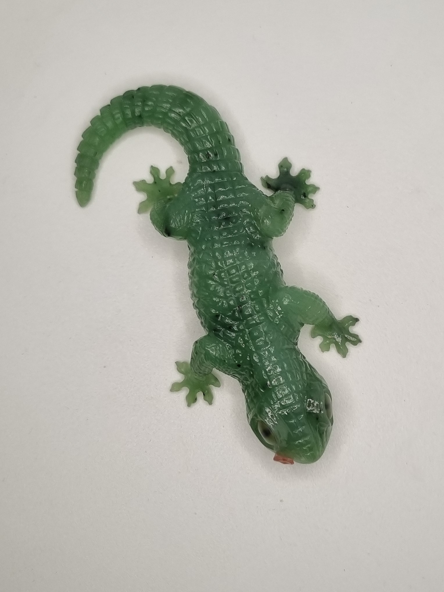 Jade sculpture Gecko 20 20241114 122131 1