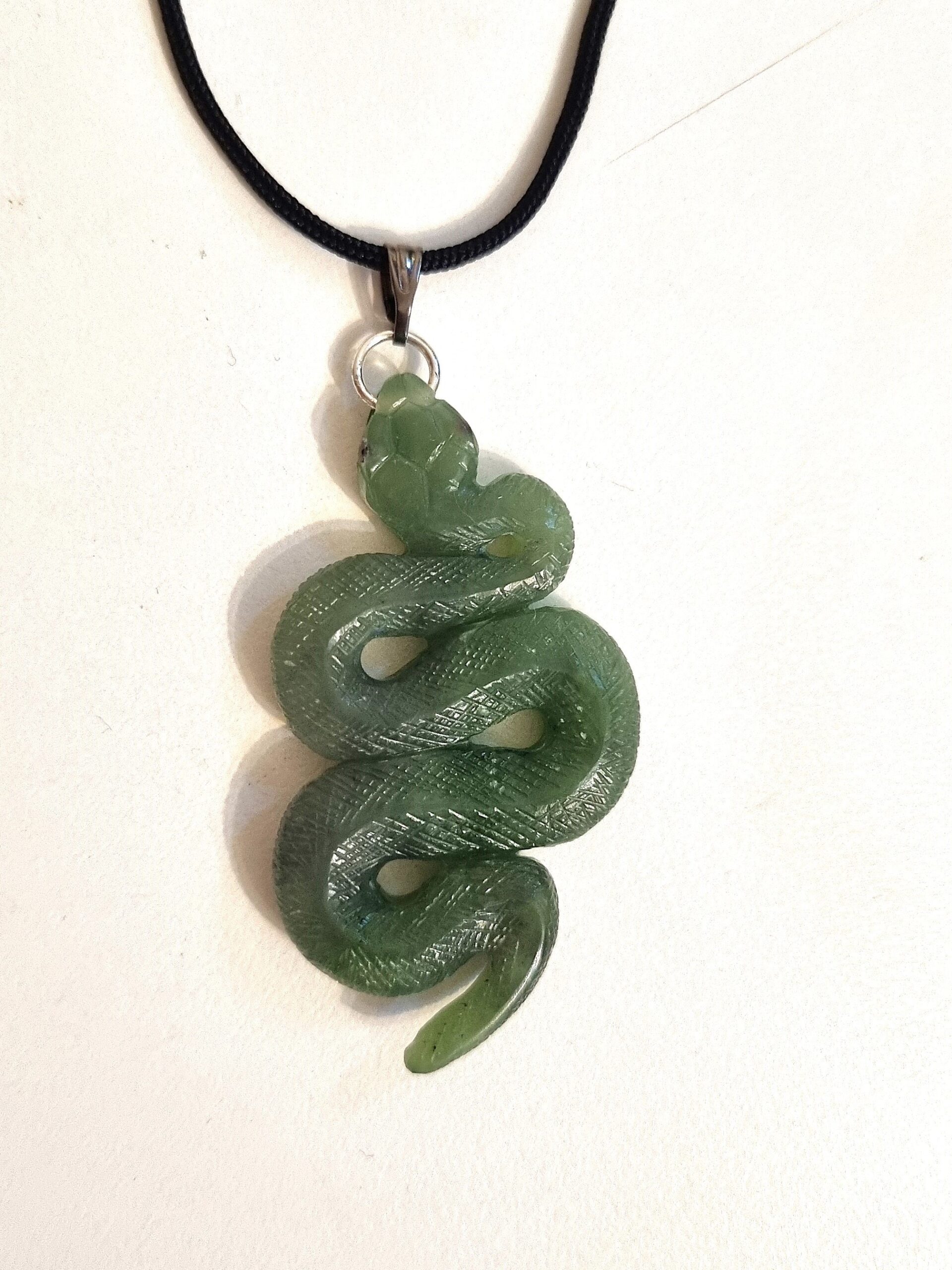 Snake Pendant from Jade. 34 Кулон Змея из нефрита 2 scaled