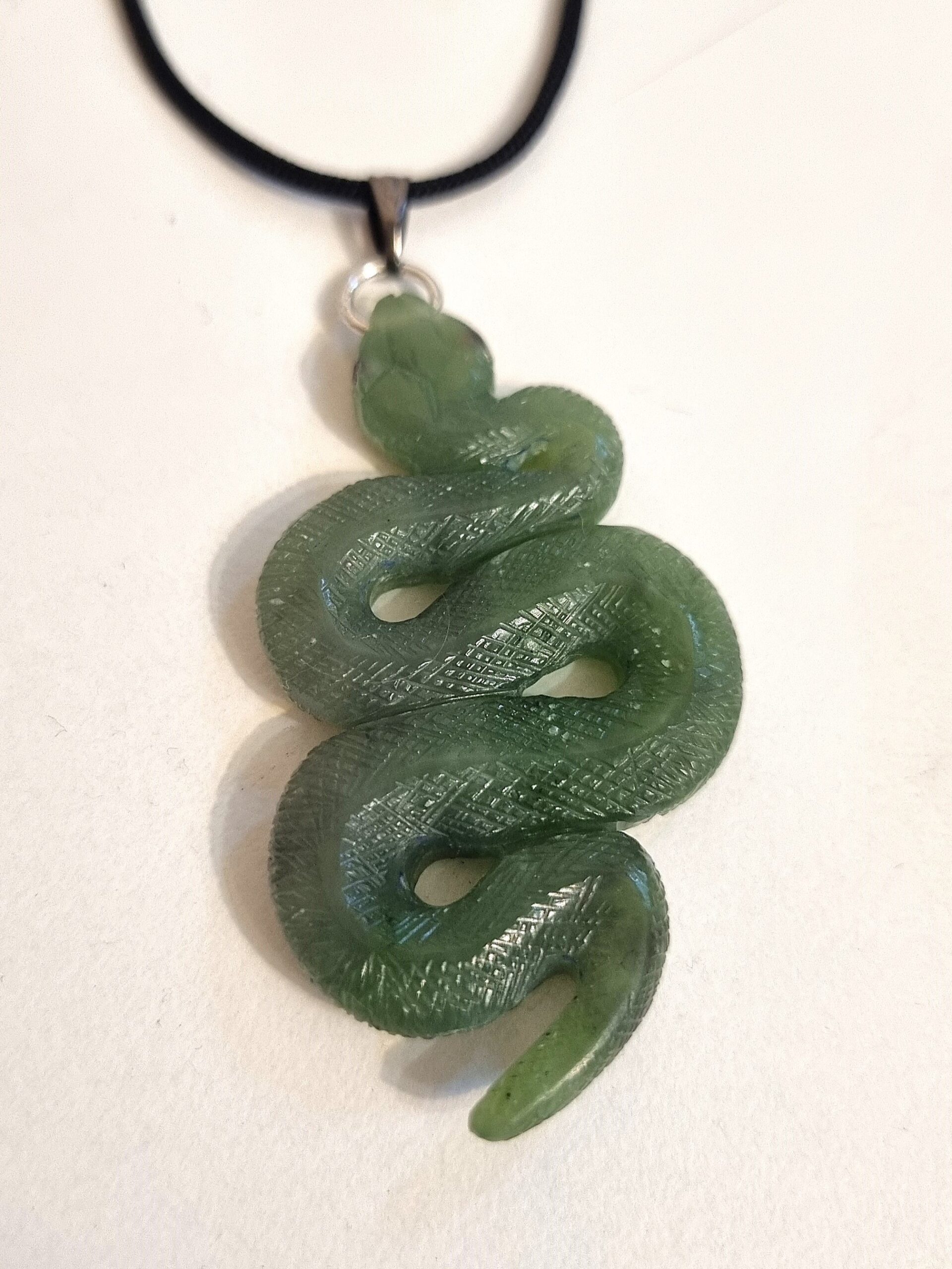 Snake Pendant from Jade. 33 Кулон Змея из нефрита 3 scaled